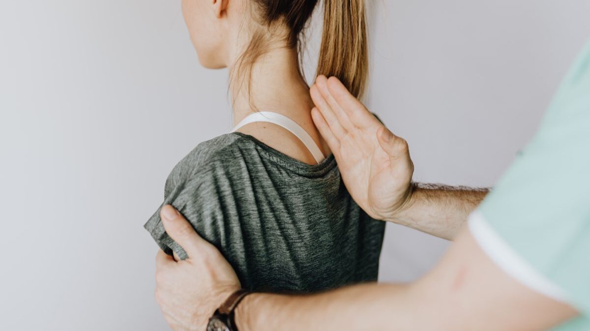 Improving Posture: The Path to a Healthier Spine