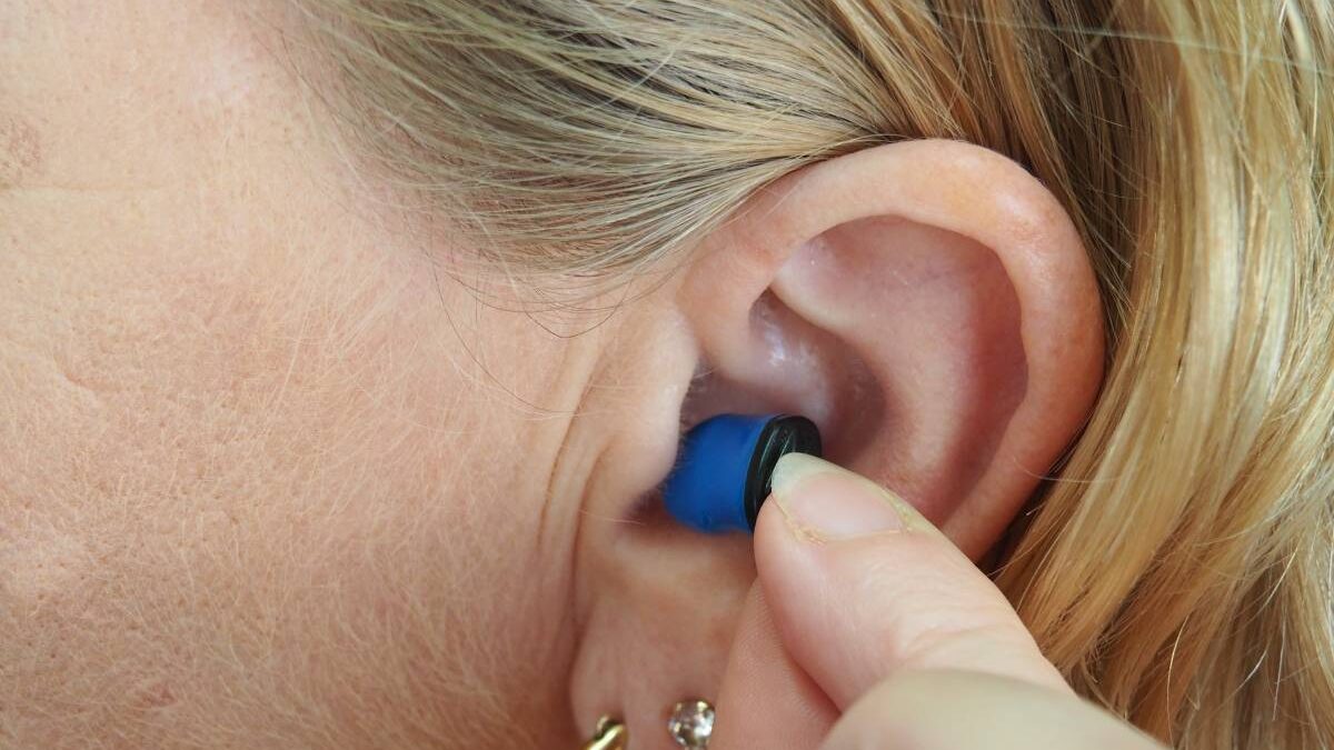 What are Three Warning Signs of Hearing Loss?